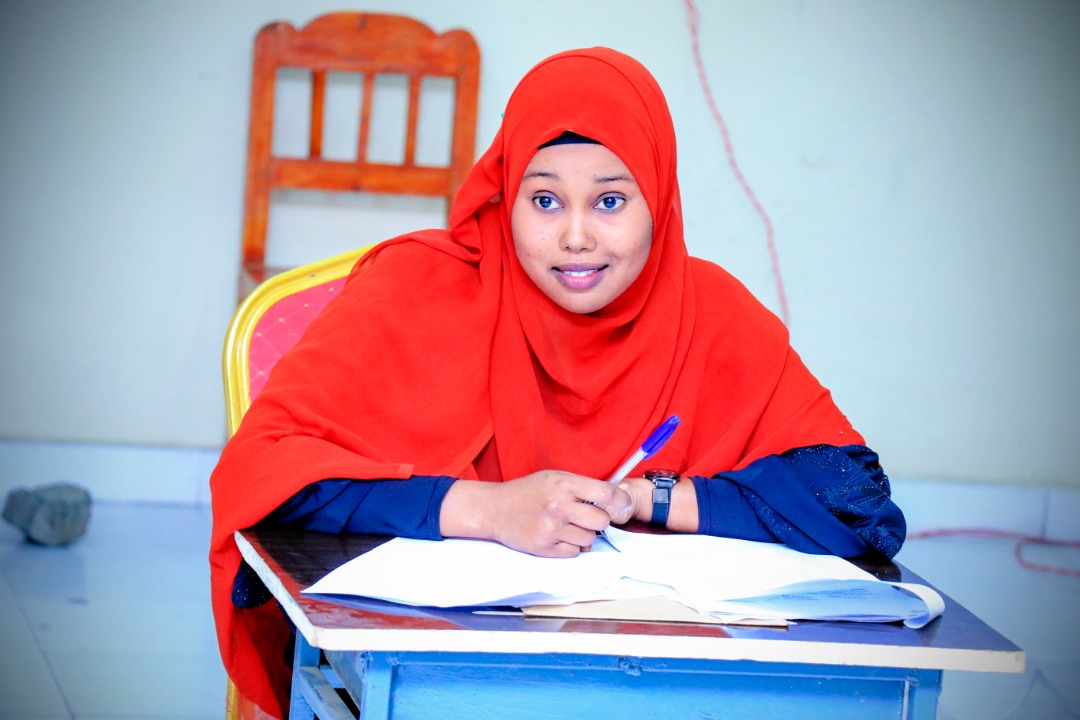 A student responding to questions from the panelists, at Amoud University School of Postgraduate Studies and Research (ASPGSR), during the Research Proposal Viva Voce conducted on Tuesday, January 28th, 2020 at Amoud University School of Postgraduate Studies and Research (ASPGSR), Borama Campus premises.